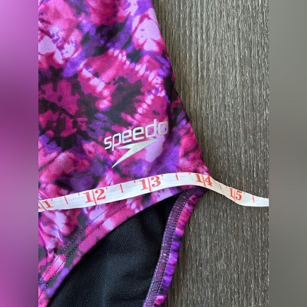 Speedo Geometric Pattern Cross Back One Piece Bodysuit - Picture 8 of 8